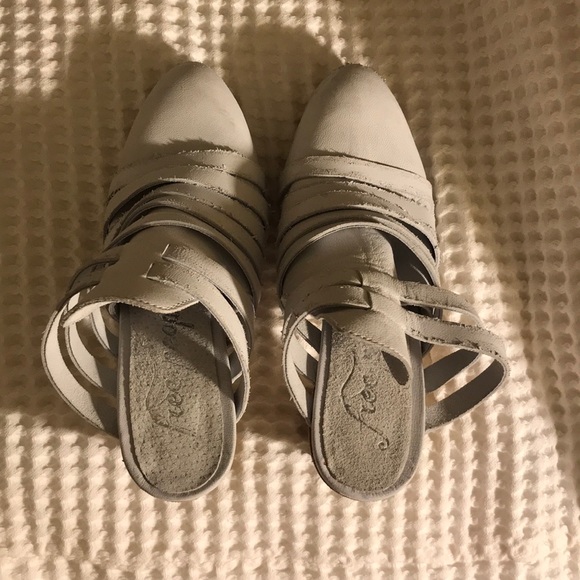 FREE PEOPLE boots - Picture 2 of 7